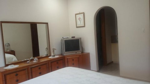 Gaerwood Bed Breakfast - Accommodation NT 5