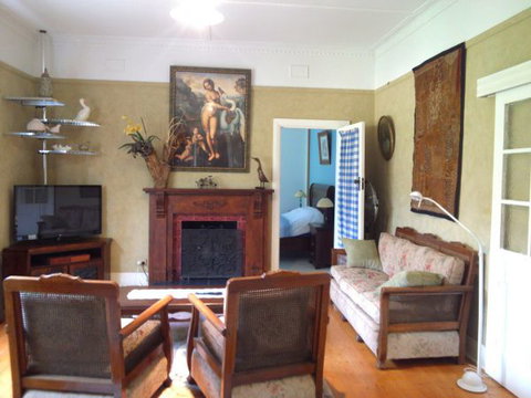 Berri Bed And Breakfast - NT Tourism 3