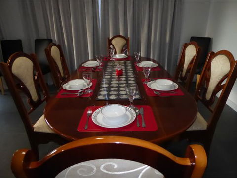 Adelaide Holiday House - Accommodation NT 4
