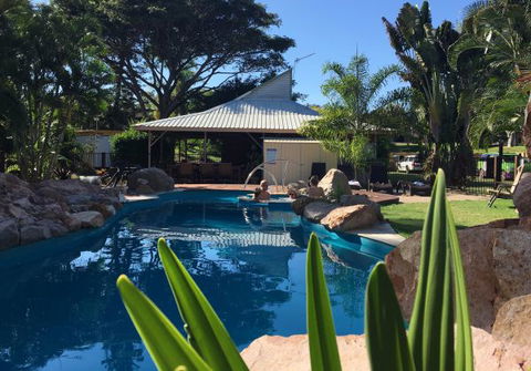 Bush Oasis Caravan Park - Accommodation NT 2
