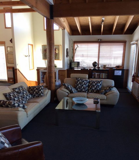 Cloud 9 Alpine Lodge - Accommodation NT 4