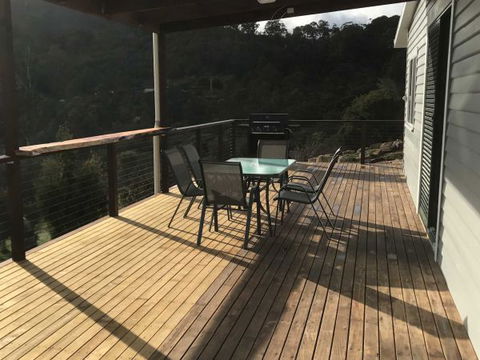 Derby Digs Cottage - Accommodation NT 8