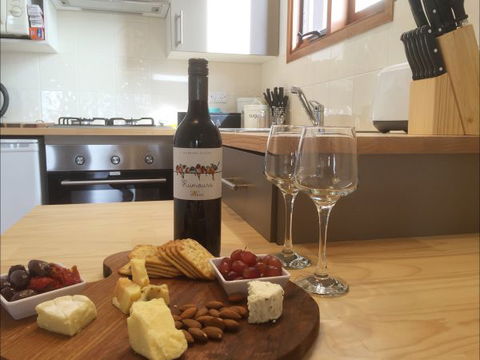 Jonathan Art Centre - Jarramarrumba House - Accommodation NT 5