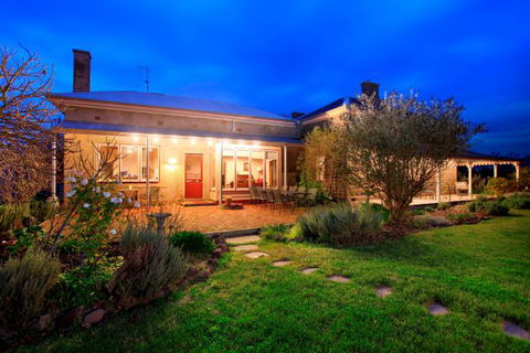 Lochinver Farm Homestead And Cottages - Accommodation NT 1