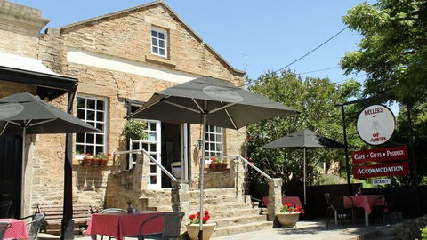 Mellers Of Auburn Cafe And Accommodation - Accommodation NT 0