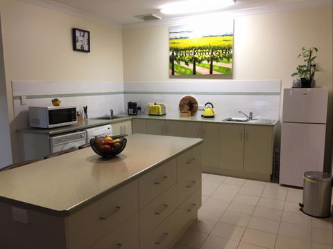 Lyreen's Apartment Bed And Breakfast - Accommodation NT 5