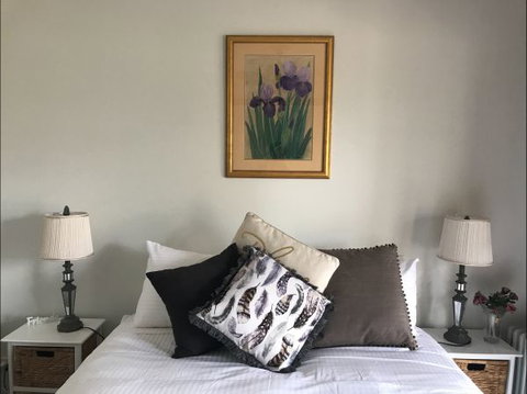 Rutherglen Christmas Trees Farm Stay - Accommodation NT 1