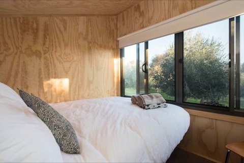 Shacky In The Olive Grove - Accommodation NT 2