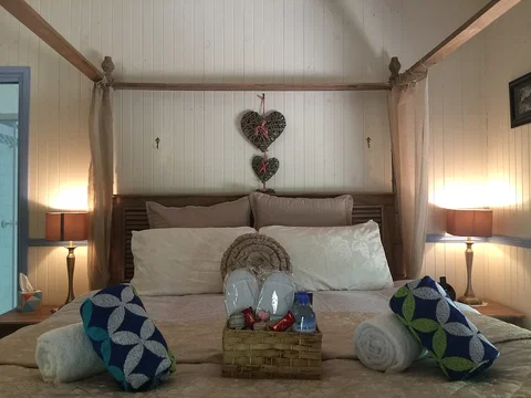 Telegraph Retreat Cottages - Accommodation NT 5