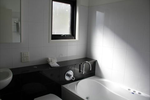 Angala Apartment - Accommodation NT 6