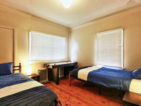 Aqua Flora - Accommodation NT 8