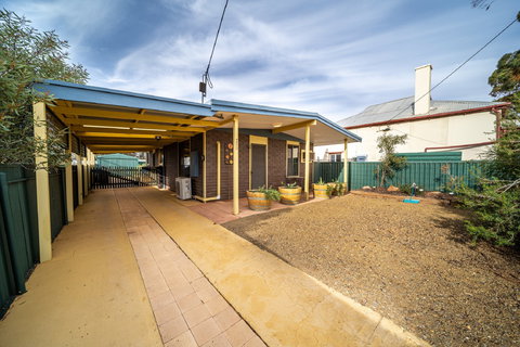 Flinders Ranges Bed And Breakfast - Accommodation NT 9