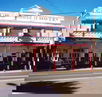 Club House Hotel