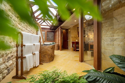 Makepeace Island - Sir Richard Branson's Australian Home - Accommodation NT 3