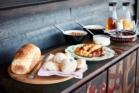 The Church House Gourmet Retreat - Accommodation NT 4