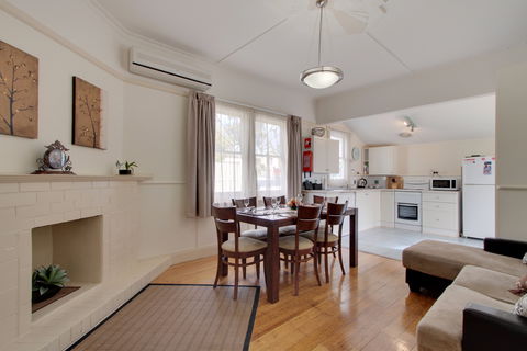 Amy Cottage - Accommodation NT 6