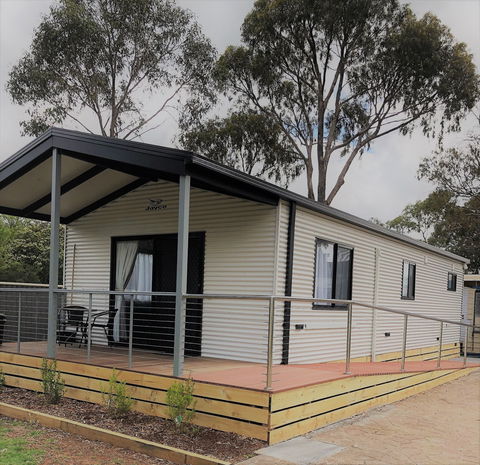 Anchor Belle Holiday Park - Accommodation NT 7