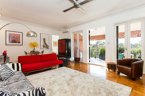 Boutique Apartment Redfern - Accommodation NT 2