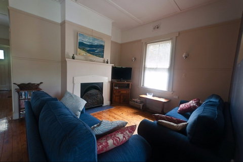 Brigalow Cottage - Accommodation NT 2