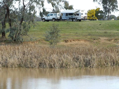 Broken Creek Bush Camp - Accommodation NT 0