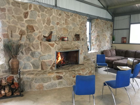 Broken Creek Bush Camp - Accommodation NT 2