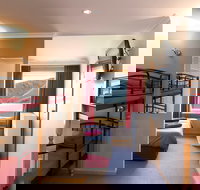 Cooroona Alpine Lodge - Accommodation NT