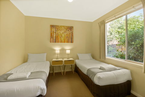 Eagle Heights Holiday Units - Scenic Unit - Accommodation NT 3