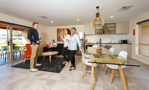 Howlong Country Golf Club Motel - Accommodation NT 0