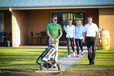 Howlong Country Golf Club Motel - Accommodation NT 1