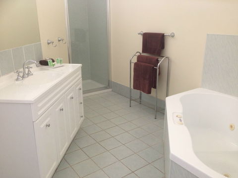 Meeniyan Motel And Bike Hire - Accommodation NT 5