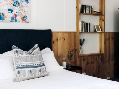 Rose Cottage With Vineyard Views - Accommodation NT 4