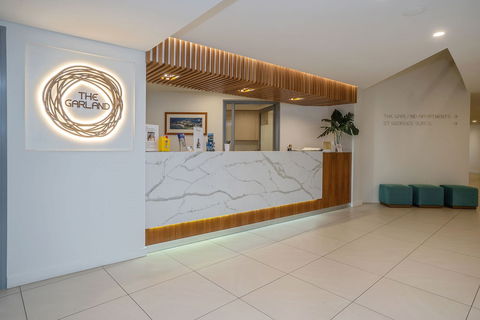 St George's Defence Holiday Suites Incorporating The Garland Luxury Apartments - Accommodation NT 4