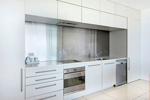 ULTIQA Air On Broadbeach - Accommodation NT 9