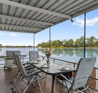 Boats and Bedzzz - The Murray Dream self-contained moored Houseboat - Accommodation NT