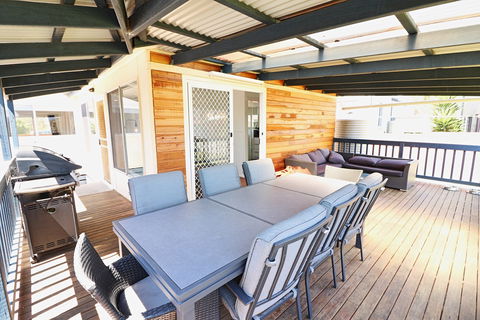 Bungo Beach House - Accommodation NT 1