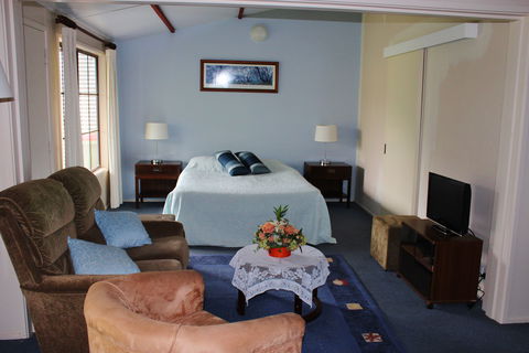 Dartmouth Motor Inn - Accommodation NT 1