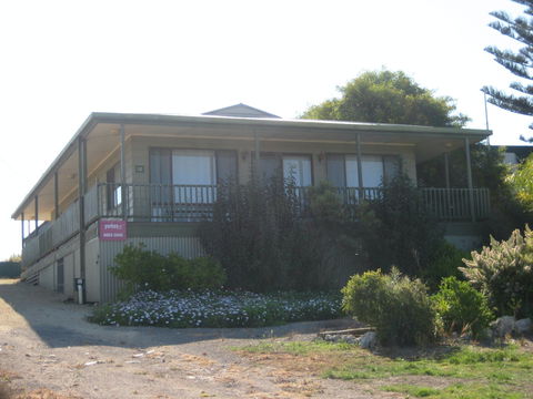 Morala - Accommodation NT 0