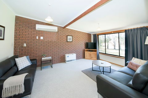 Murray Bank Holiday Units - Accommodation NT 1
