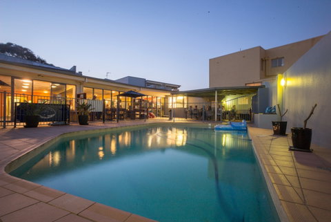 Sydney Beachouse YHA - Collaroy - Accommodation NT 0