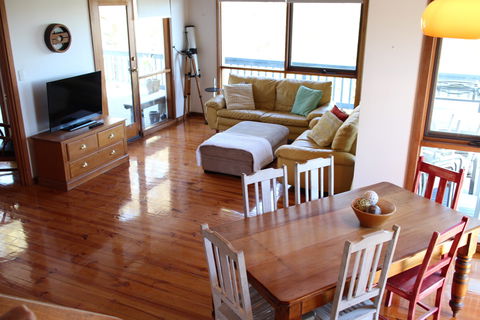 Tree Top - Accommodation NT 2