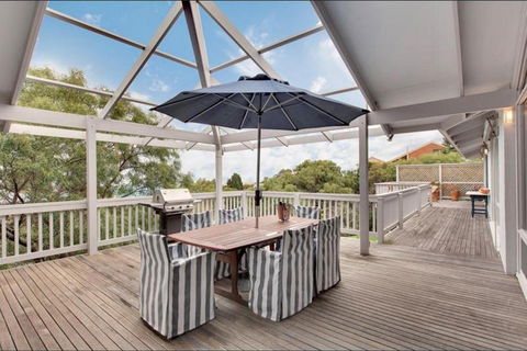 Views On Court - Accommodation NT 0