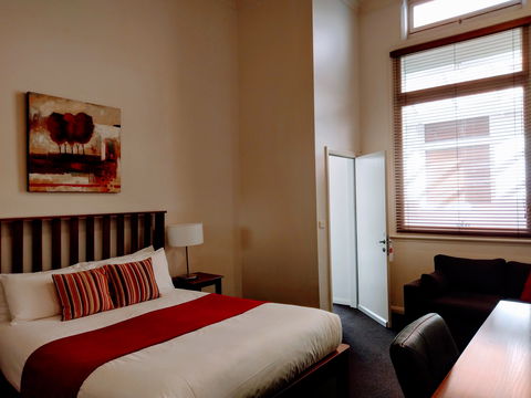 Ansonia On Lydiard - Accommodation NT 1