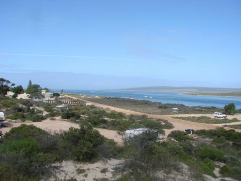 Baird Bay Campground - Accommodation NT 0