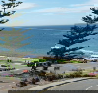 Dolphins 8 - Accommodation NT