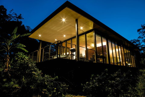 Glass On Glasshouse - NT Tourism 0