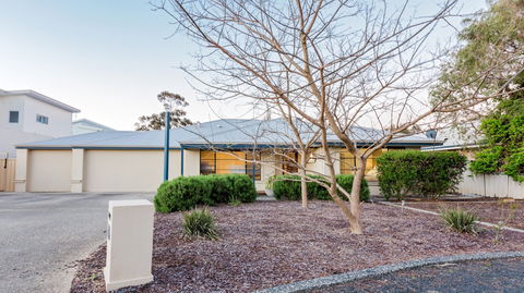 Living The Dream - Accommodation NT 2