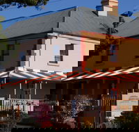 Meredith House And Mews