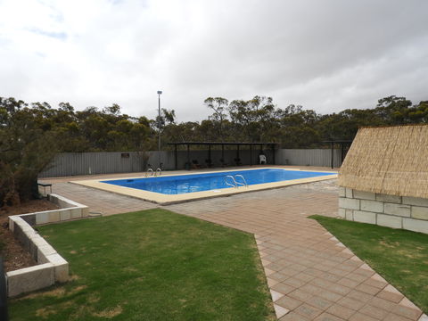 Stirling Range Retreat - Accommodation NT 2