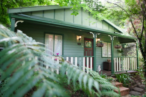 Strawberry Patch Cottage - Accommodation NT 0