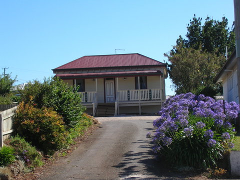 Tier View Twin Cottages - Accommodation NT 2